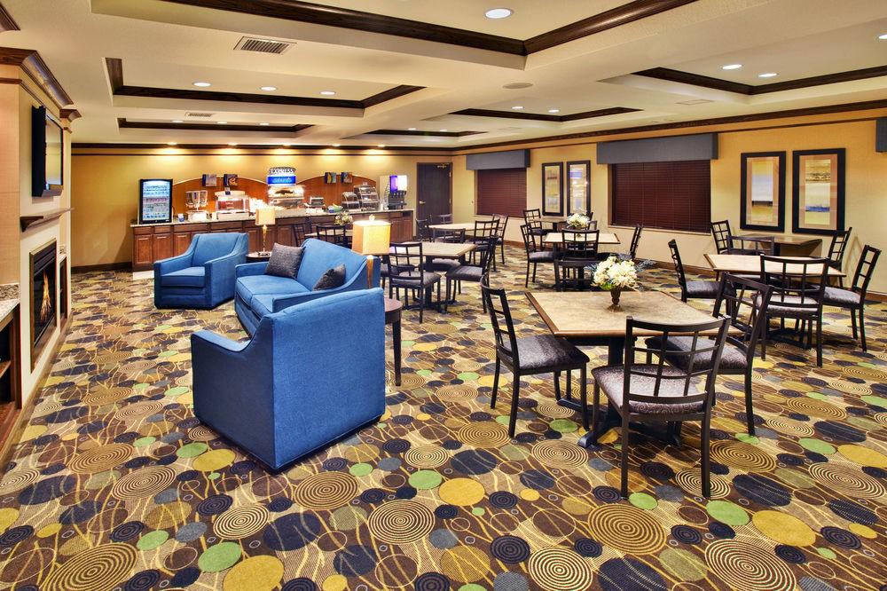 Holiday Inn Express Hotel & Suites - Dubuque West By Ihg Екстер'єр фото