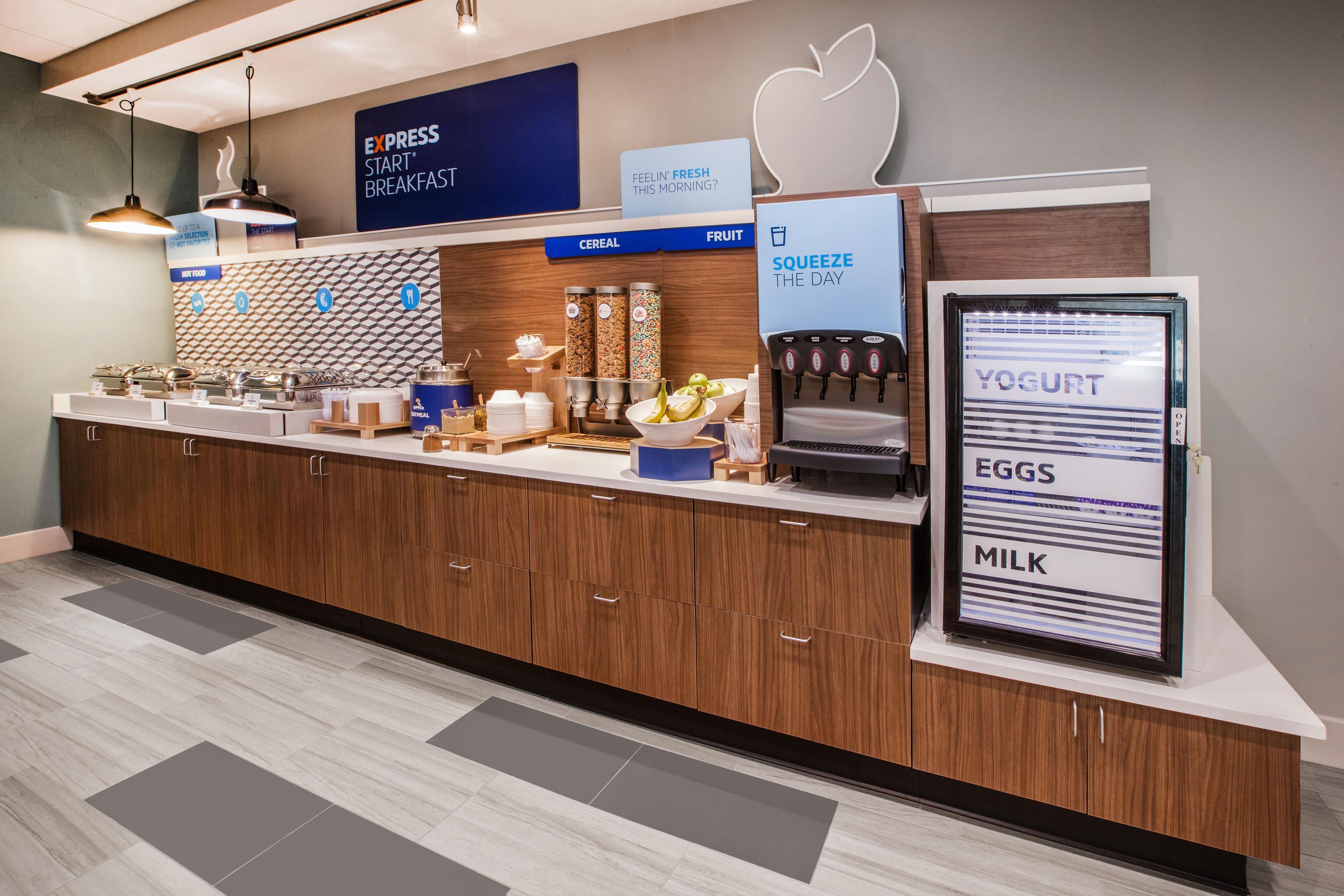 Holiday Inn Express Hotel & Suites - Dubuque West By Ihg Екстер'єр фото