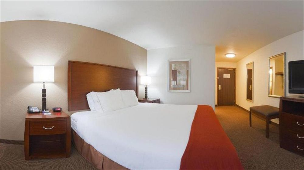 Holiday Inn Express Hotel & Suites - Dubuque West By Ihg Екстер'єр фото